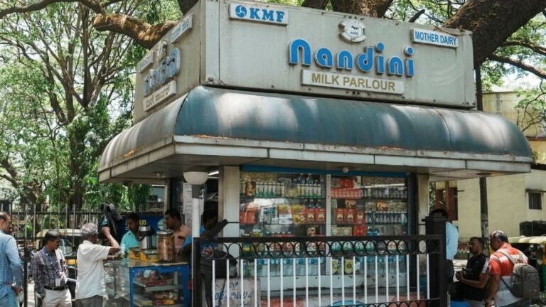 RCB players promoting Nandini dairy brand during IPL season campaign